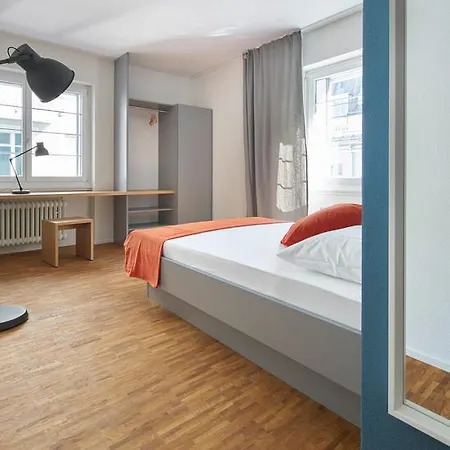 Josephine's - Women Only With Rooftop And Community Area Πανσιόν